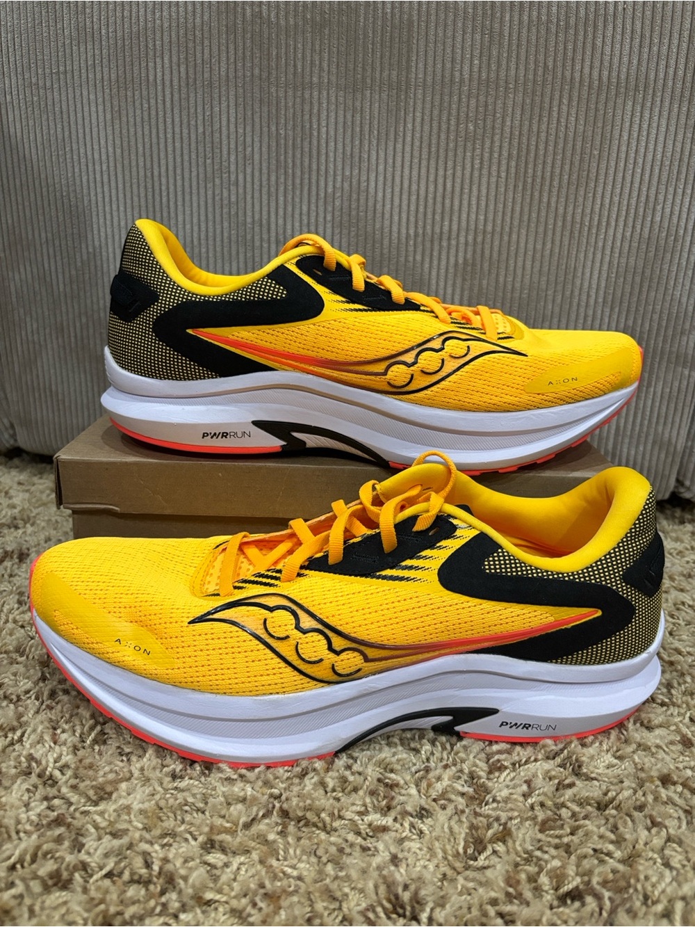 Saucony Axon 2 Running Shoes Yellow Men's Size 12.5